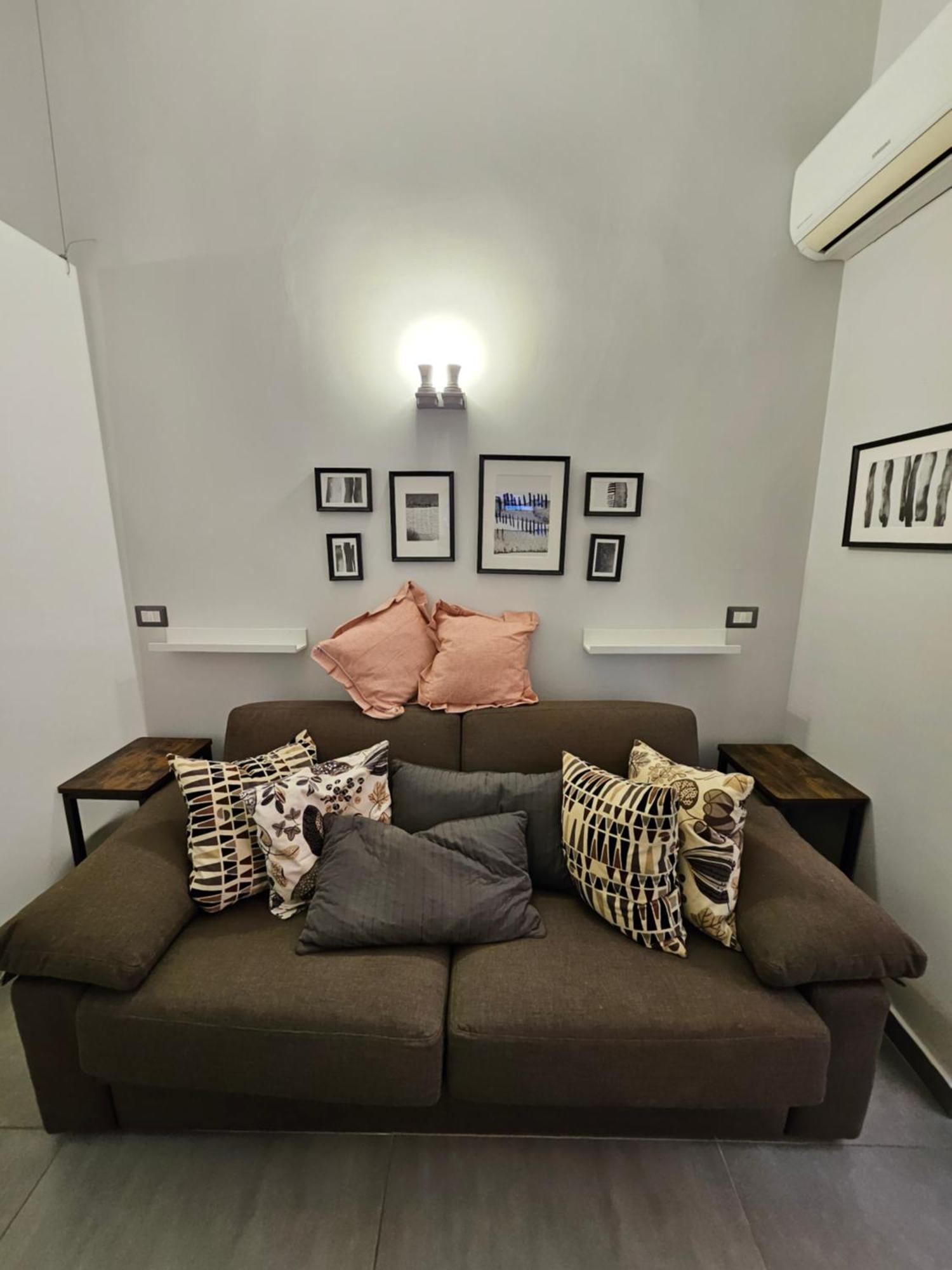 Charlotte House Apartment Наполи Екстериор снимка